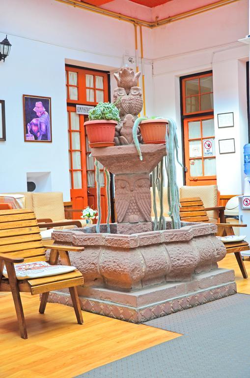 Momema Inn لاباز المظهر الخارجي الصورة