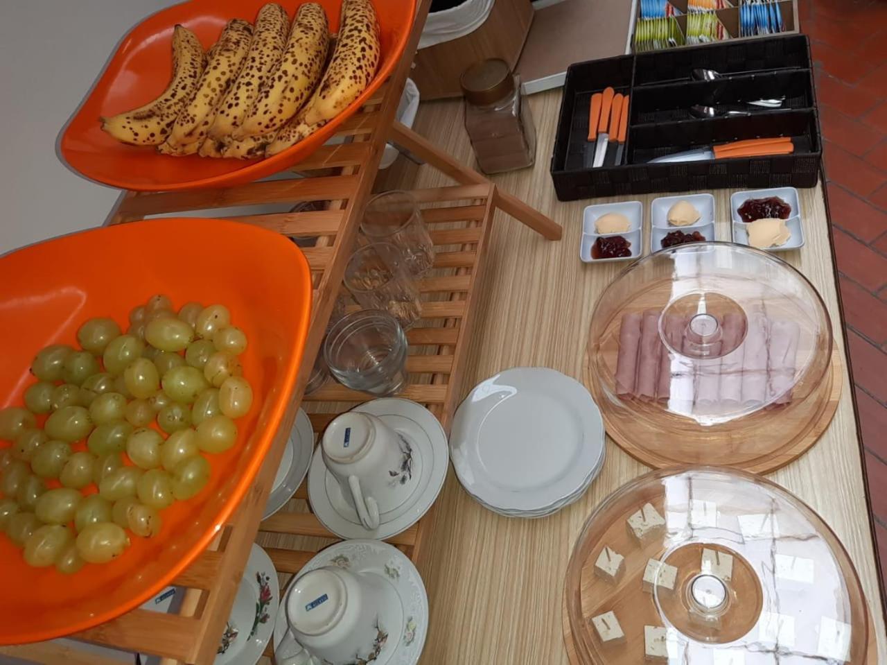 Momema Inn لاباز المظهر الخارجي الصورة