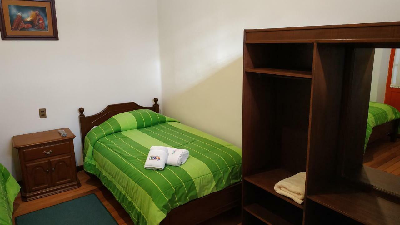 Momema Inn لاباز المظهر الخارجي الصورة